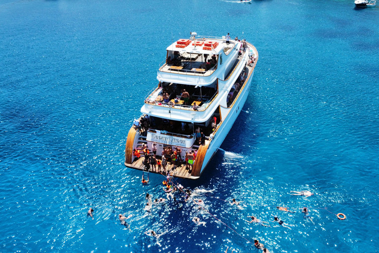 Ayia Napa's Biggest Boat | Cruise with Lunch and Swimming Ayia Napa: Boat Cruise with Buffet Lunch and Swimming
