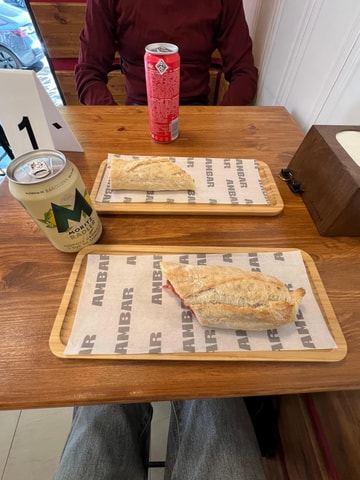 Jerevan: mediterrane proeverij bij Ambar Gastroshop