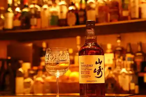 Prova Yamazaki e outros whiskies japoneses em Tóquio