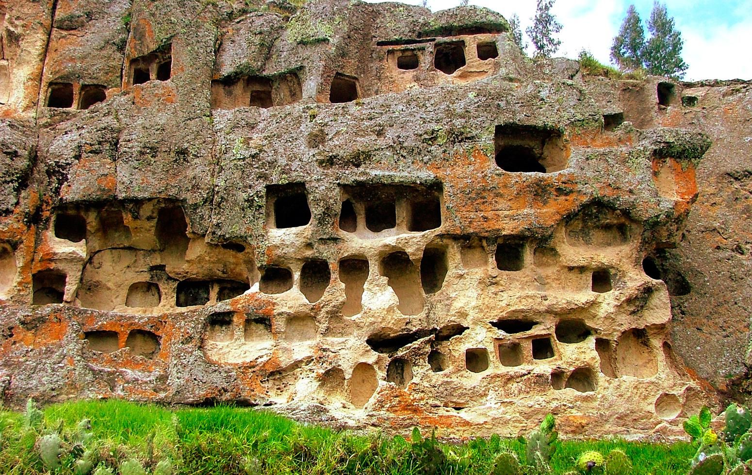 Ausflug zu den Ventanillas de Otuzco + Tres Molinos Farm