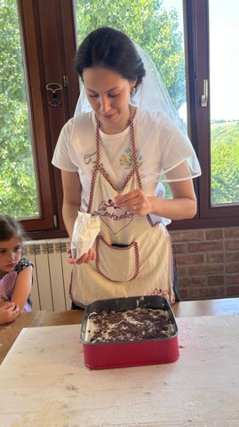 Enjoy your stay in Bologna making pasta and tiramisu