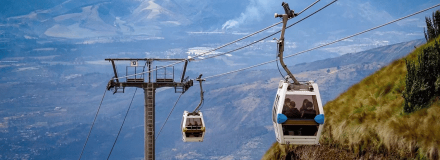 Quito : Le téléphérique de Quito sur le volcan Pichincha