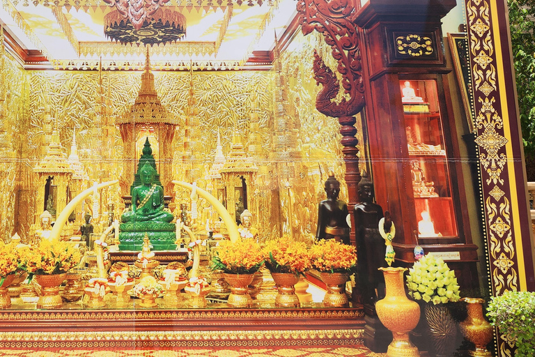 Small Group to Silk Island and Udong Mountain