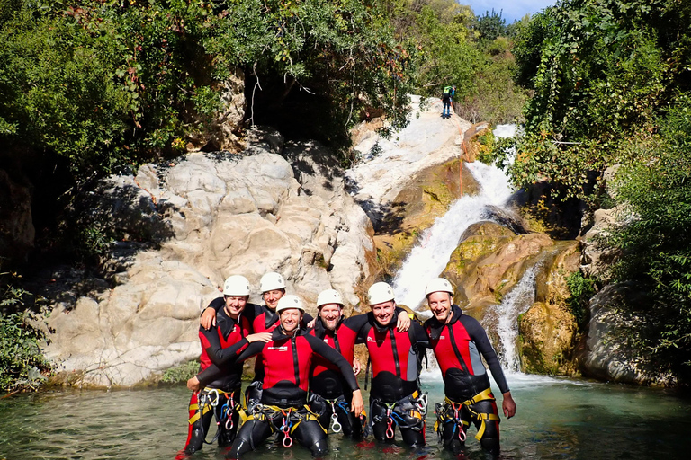 Sierra de las Nieves: Zarzalones Canyoning For Rappel Lovers From Yunquera: Private Canyoning Tour to Zarzalones Canyon
