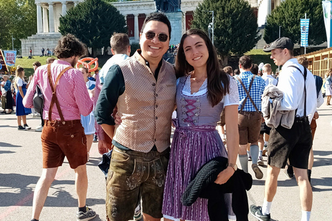 Munich: Oktoberfest Guided Tour with Beer Tent Table & Meal