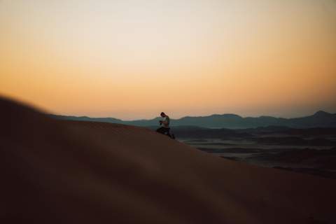 Namib Desert Sunrise 4x4 Tour with Breakfast