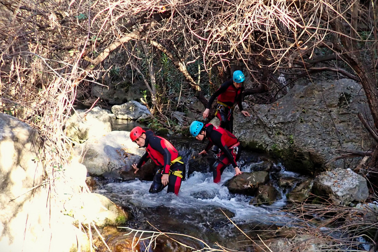 Sierra de las Nieves: Zarzalones Canyoning For Rappel Lovers From Yunquera: Private Canyoning Tour to Zarzalones Canyon