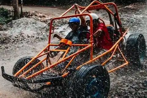 Puerto Vallarta : Dune Buggy et tyrolienne à El Eden : une expérience passionnante
