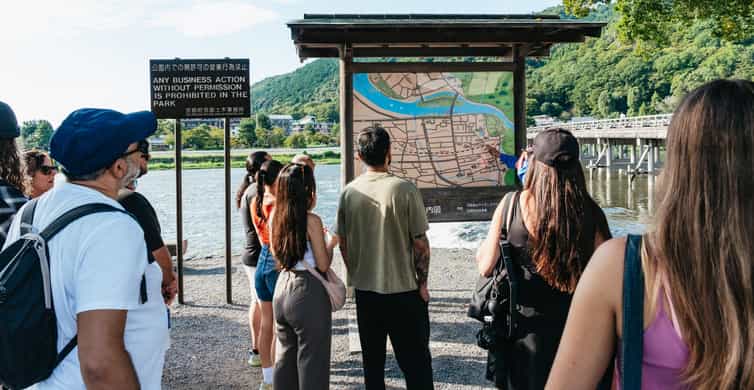 Kyoto: Nijo Castle, Kiyomizu & Fushimi Inari Guided Tour photo 5