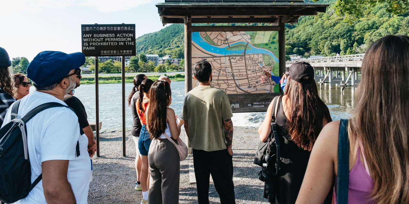 Kyoto: Nijo Castle, Kiyomizu & Fushimi Inari Guided Tour