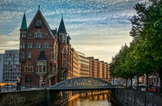 Elbphilharmonie, Speicherstadt & HafenCity Private Tour