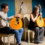 Porto: spettacolo di fado e vino Porto in un monumento storico