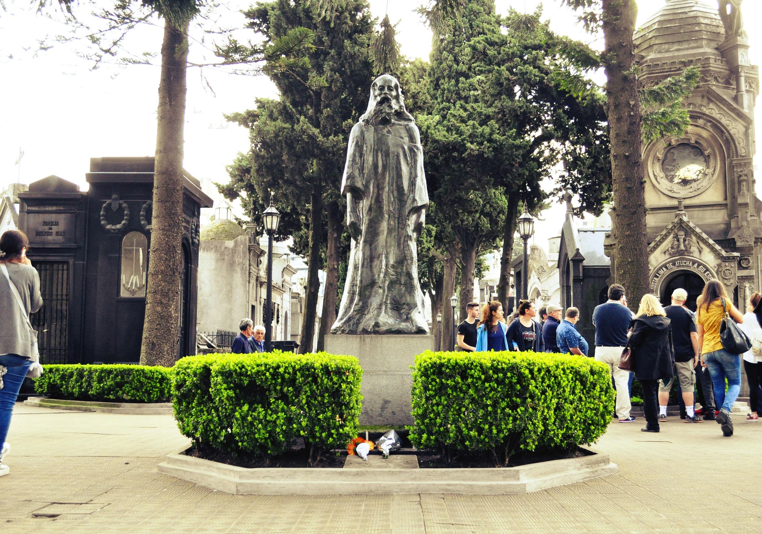 Buenos Aires: Führung auf dem Friedhof La Recoleta (Englisch)