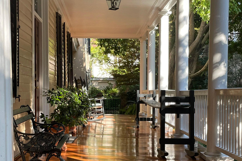 Charleston: Secret Strolls Guided Walking Tour