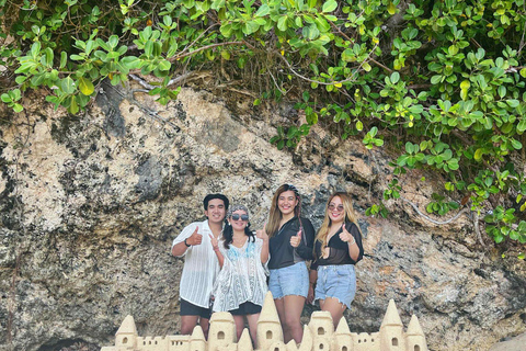 Boracay: Private Island Hopping, Kayak, and Snorkeling Tour