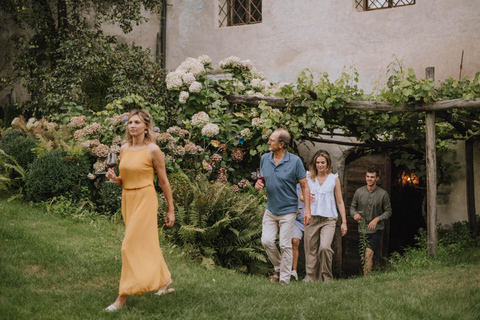 Tscherms: Kränzelhof Vinosophical Estate Tour with Tasting Vinosophical Estate Tour with Tasting in English