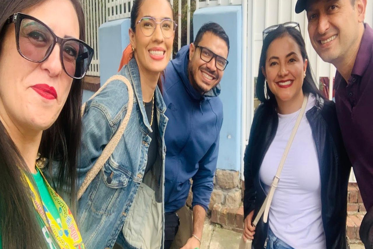 Bogotá: Betty la Fea Tour with Original House Entry