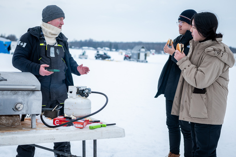 Lake Simcoe: Ice fishing experience