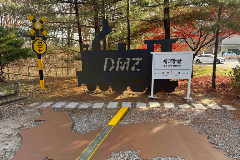 Private DMZ Tour & NK Defector Meet up (Suspension Bridge) Private DMZ Tour + NK Defector Meet Up