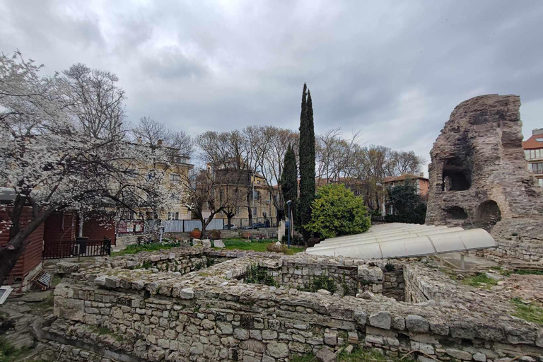 Varna: Guided Tour of the Roman Baths of Odessos
