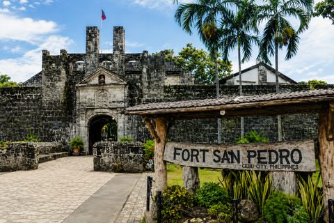 Cebu: Queen City Grand Escape