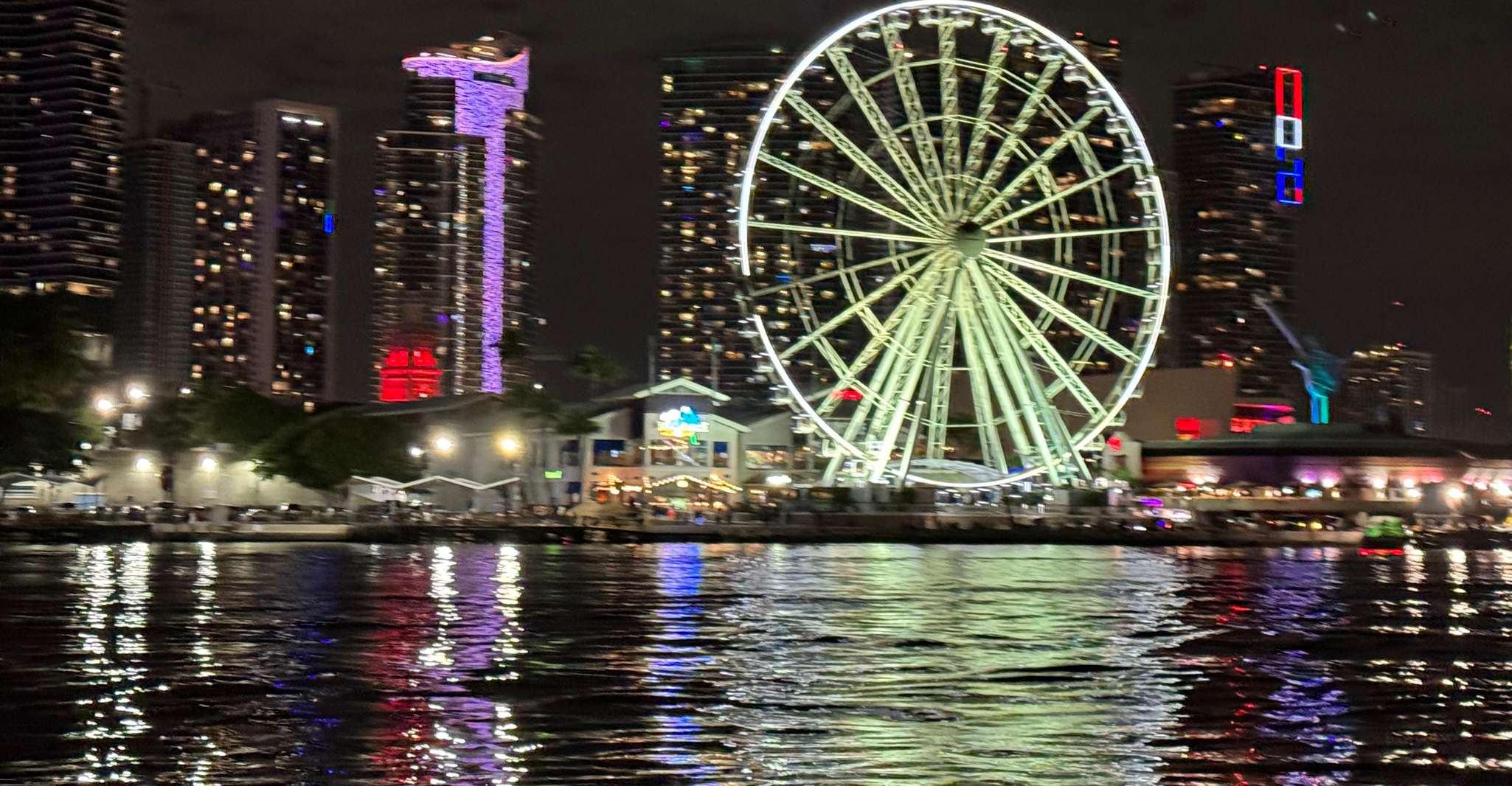 Miami: Guided Boat Tour with Champagne photo 13