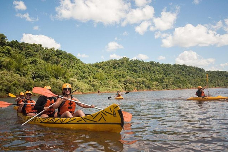 Foz do Iguaçu: Guided Canoeing and Waterfalls Expedition