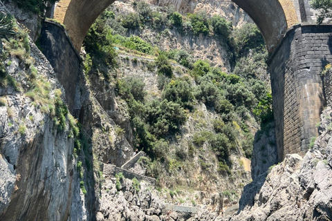 Amalfiküste: eintägige Tour von Salerno nach Amalfi