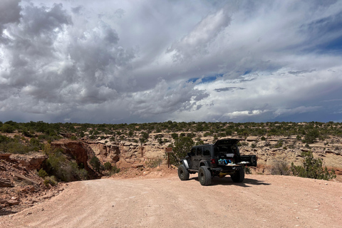 Moab: Private Scenic Jeep Tour with Guide