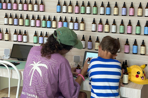 Seminyak: crea il tuo profumo a Bali50 ml - Esperienza di creazione di profumi