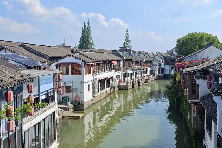 Shanghai: Zhujiajiao Water Town with Tea Ceremony Experience Zhujiajiao Water Town with Tea Ceremony & Boat Ride