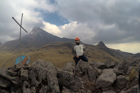 Puebla State: Hiking Experience in Volcano Iztaccihuatl Hiking Experience in Volcano Iztaccihuatl