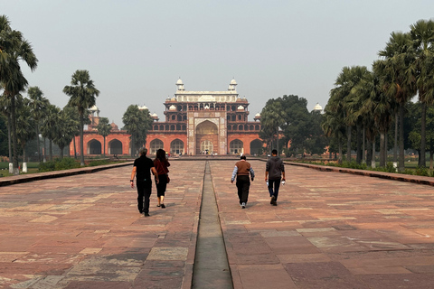 Visite nocturne du Rajasthan avec Agra en voiture privée 15 Nuits 16 JoursVoiture privée Ac + visite guidée