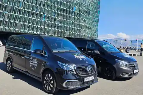 Private 7-hour Airport/Cruise Transfer & Tour