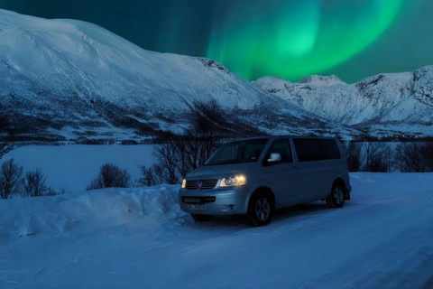 Tromsø: Private Aurora Chase: Personalized Hunt with a Local Group of 1-4 Guests