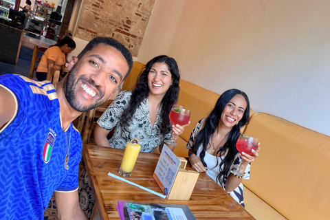 Cartagena: Walking tour & Sunset Pirate Ship Cruise