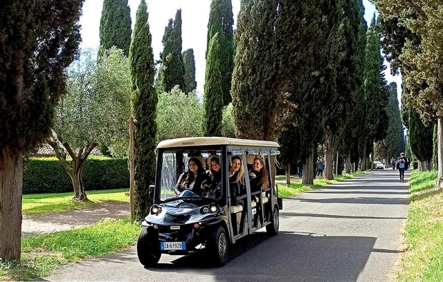 Rome : Visite guidée officielle des catacombes avec navette en voiturette de golf