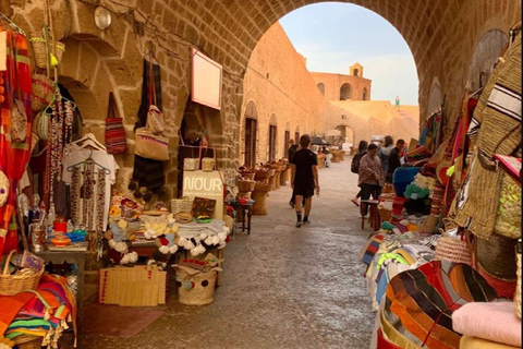From marrakech: Explore Essaouira, Beaches & Local Culture