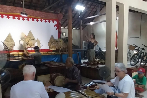 Hidden Yogyakarta in One Day: Villages, Temples, Scenic Hill