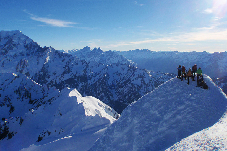 Everest Base camp: Luxury Heli trek 9 Days Luxury Everest Base camp Heli trek 9 Days