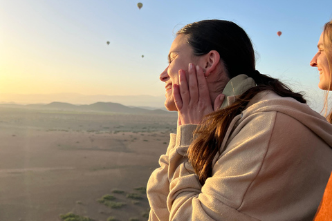 Agadir: Sunrise Flight with Breakfast and 4x4 Transport Agadir: Sunrise Balloon Ride with Breakfast and 4WD Transport