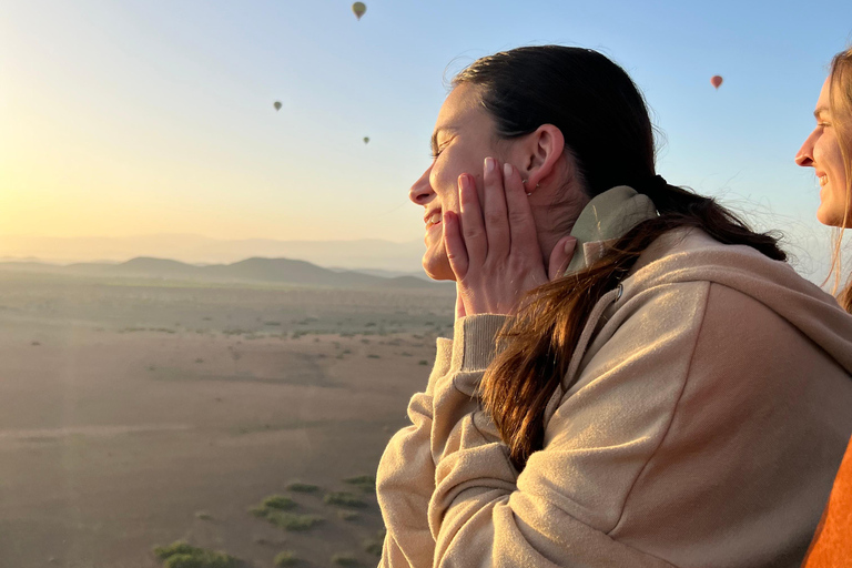 Agadir: Sunrise Flight with Breakfast and 4x4 Transport Agadir: Sunrise Balloon Ride with Breakfast and 4WD Transport