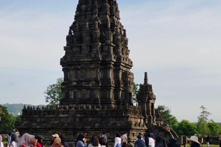 Wycieczka do świątyń Borobudur i PrambananWycieczka do świątyni Borobudur Prambanan