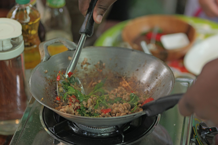 BANGKOK: Canal Tour and Cooking Fun