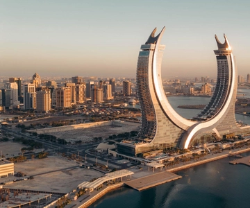 Doha Guided City Tour to Souq Waqif, Katara, & Pearl-Qatar