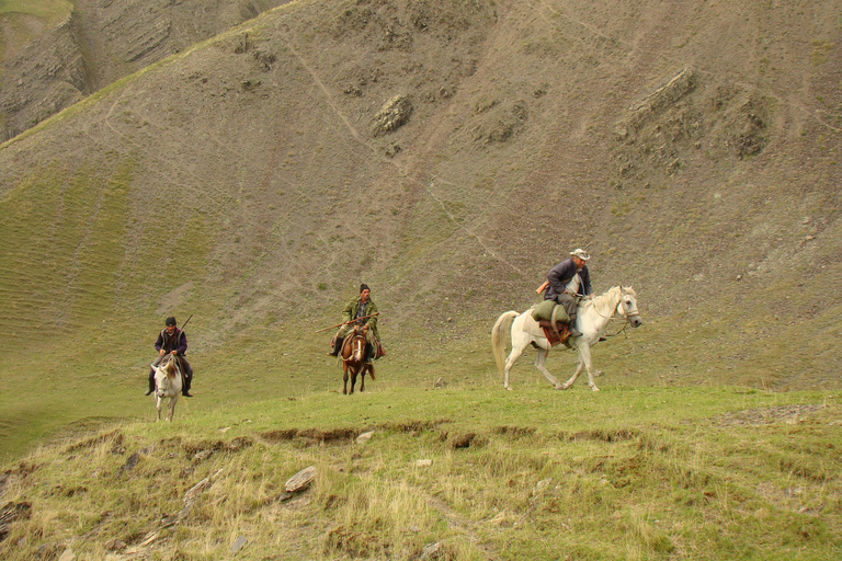 Stepantsminda: Scenic Arsha Waterfall Horseback Adventure