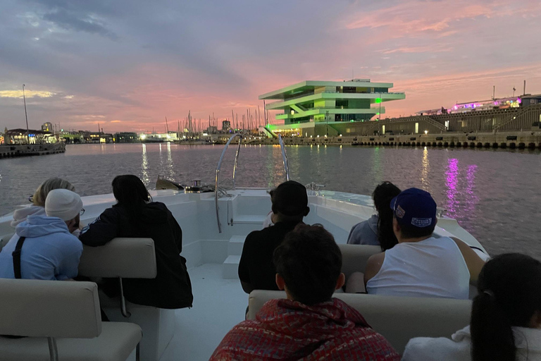 Exclusive sunset cruise in Valencia Exclusive sunset cruise-ship in Valencia, Sunset