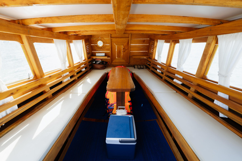 Krabi: Hong Island Private Luxury Longtail Boat Trip Krabi: Private Hong Island Luxury Longtail Boat Trip