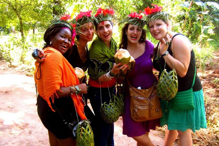 桑给巴尔：乔扎尼森林与香料农场之旅，含茶饮及接送服务桑给巴尔：乔扎尼森林与香料农场游，含茶饮及接送服务