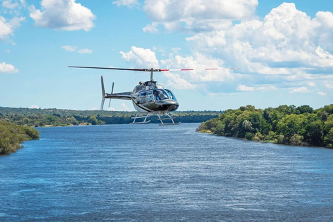 Um passeio de helicóptero sobre as cataratas de Victoria